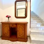 Nuras - Casa Le Rose Bosa