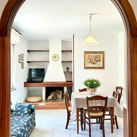 Nura's - Casa Le Rose * Bosa