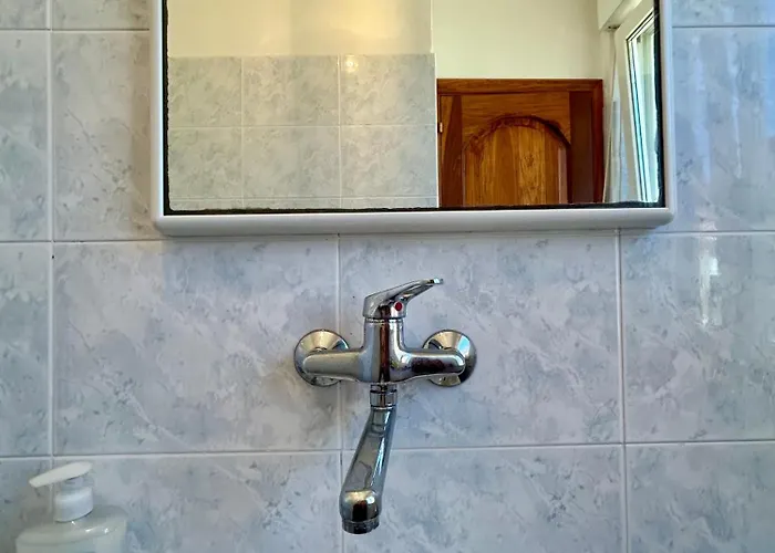 Nura's - Casa Le Rose *