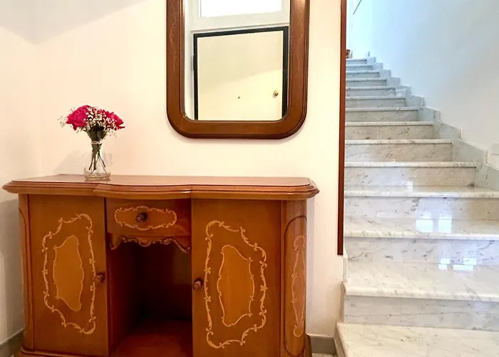 Nura's - Casa Le Rose Bosa