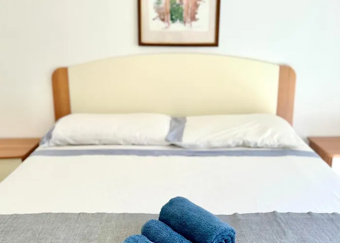 Nura's - Casa Le Rose * Bosa