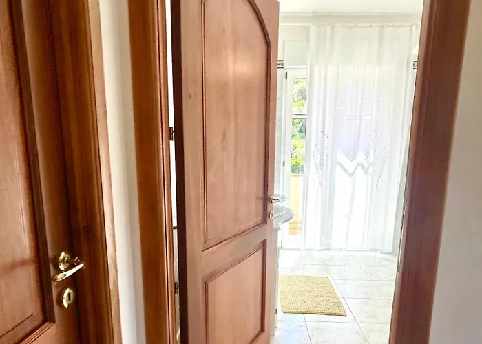 Nura's - Casa Le Rose *