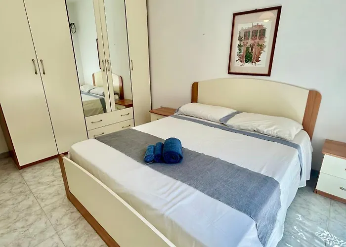 Nura's - Casa Le Rose *